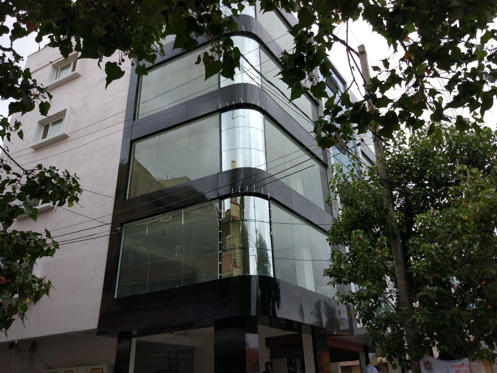 Kammanahalli Commercial Building gallery image 2
